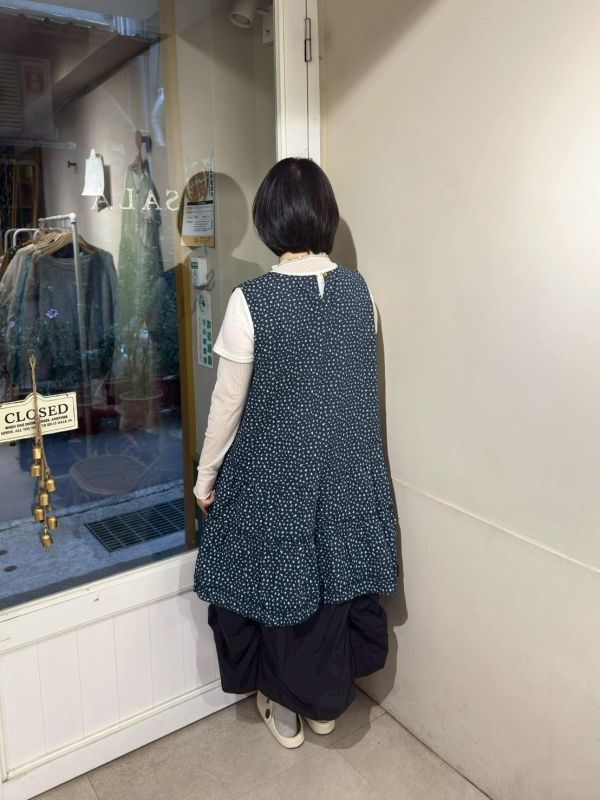 小碎花蛋糕荷葉下擺背心裙 