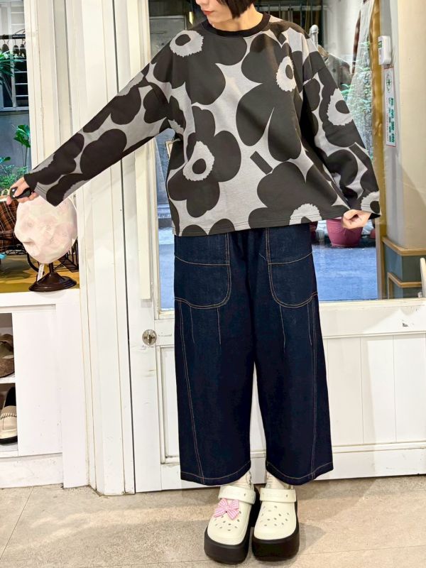 滿版罌粟花落肩上衣 