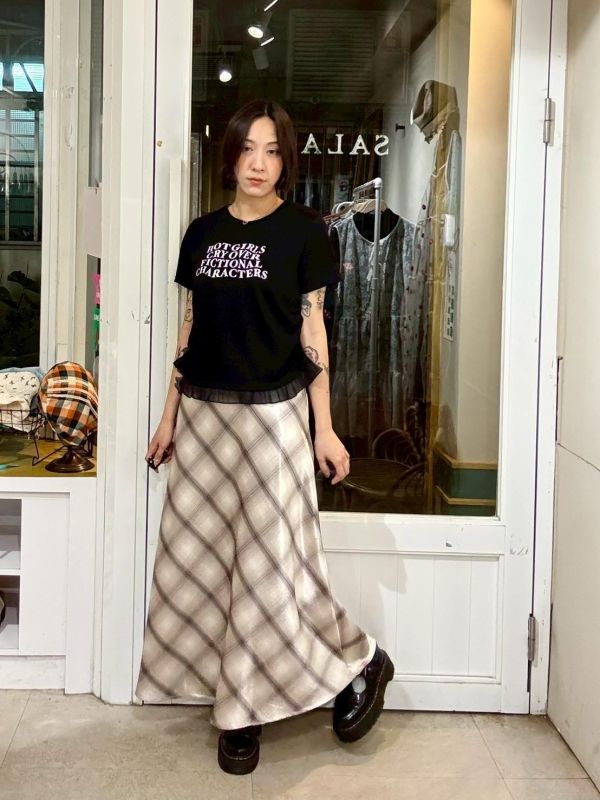 緞面格紋A字裙 