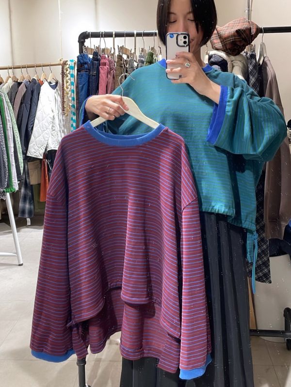 前短後長落肩寬袖條紋長袖上衣 