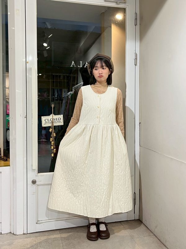 絎縫直紋胸前釦後綁帶長洋裝 