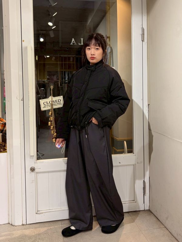 右小口袋後鬆緊腰彎刀西裝褲 