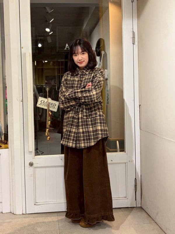 復古格紋翻蓋口袋琥珀釦絨布襯衫外套 