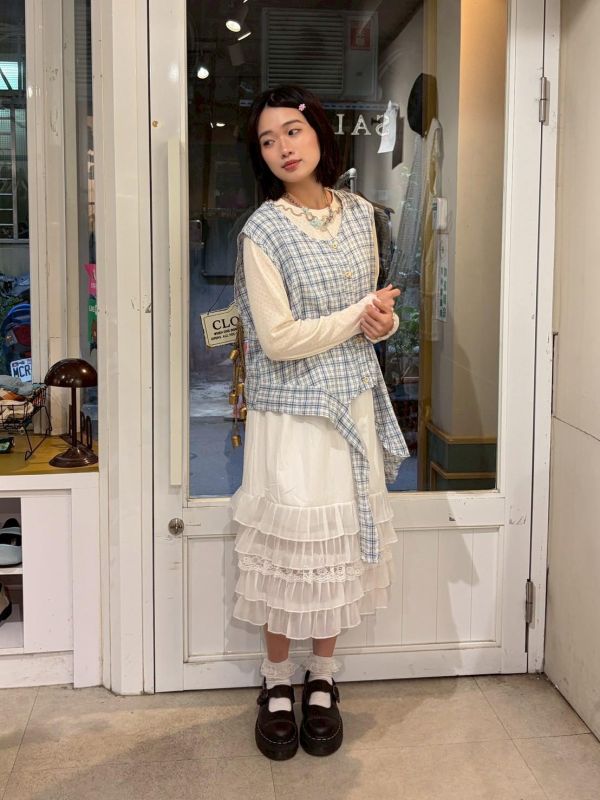 格紋不規則下擺背心 