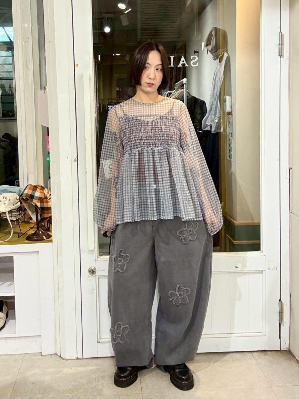 立體不收邊花朵牛仔褲 