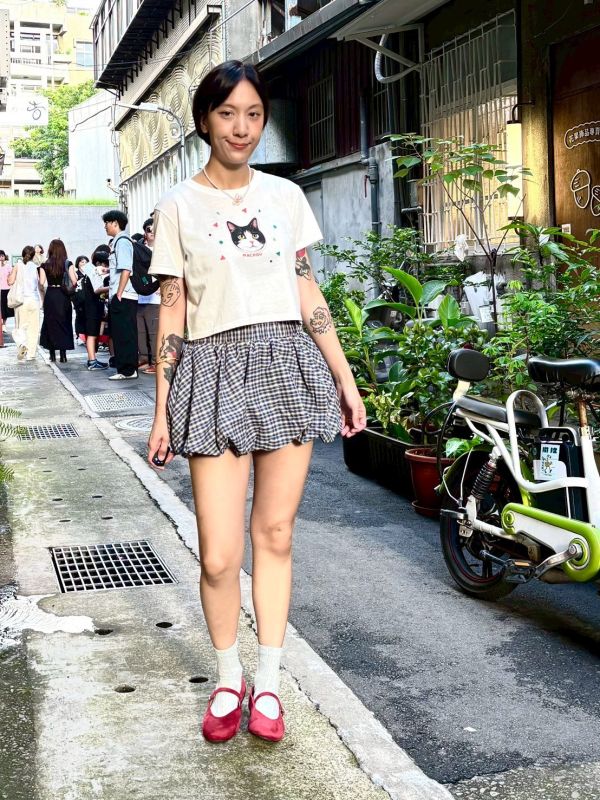貓頭短版tee 