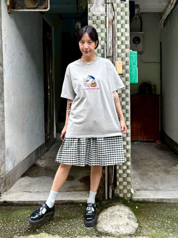 奧拉夫刺繡tee 