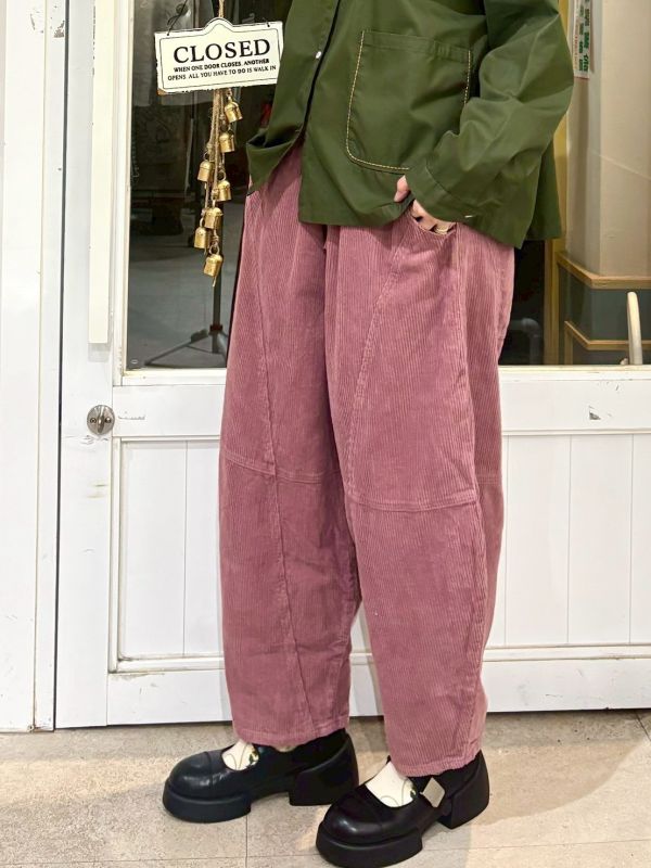 伸縮腰抽繩燈芯絨錐形褲 