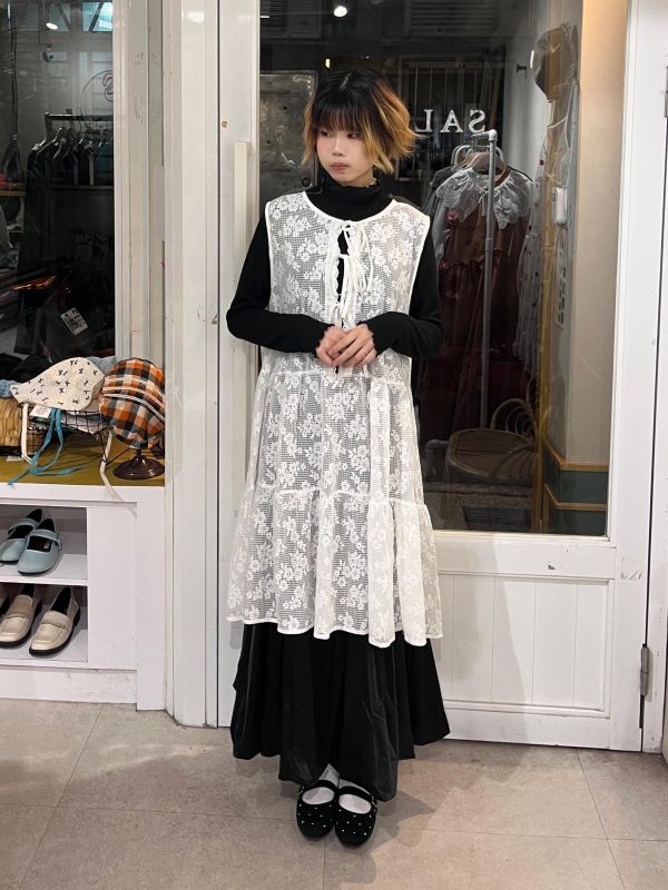 正反兩穿鏤空蕾絲綁帶長版罩衫背心 