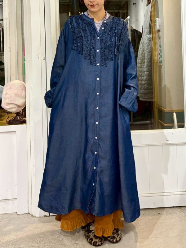 直條擠花長版牛仔洋裝 