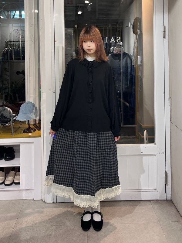 翻領荷葉花邊布釦襯衫 