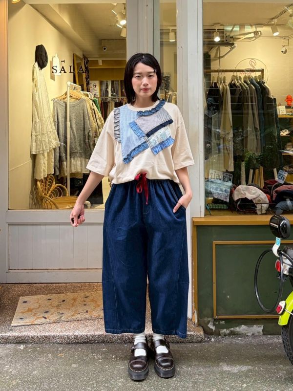 紅綁帶牛仔寬褲 