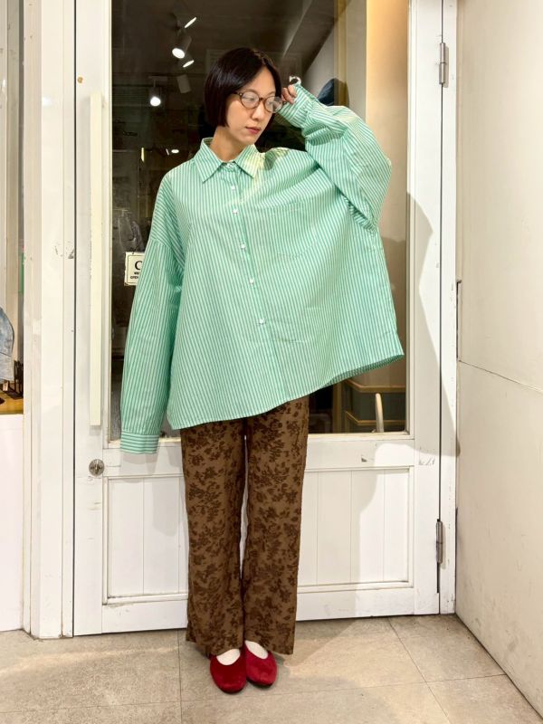 落肩寬版條紋男友襯衫 