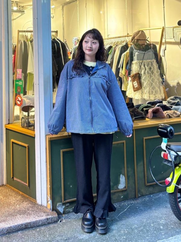 深藍小格紋奶油花邊抽繩連帽外套 