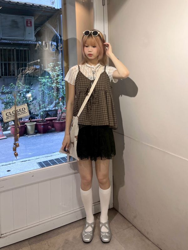 吊帶傘擺格紋背心 