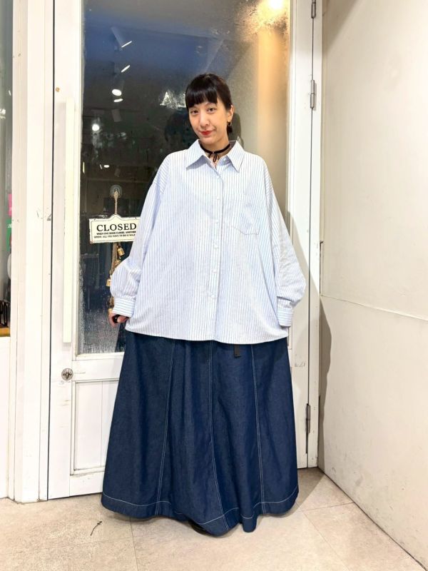 條紋寬大長袖襯衫 