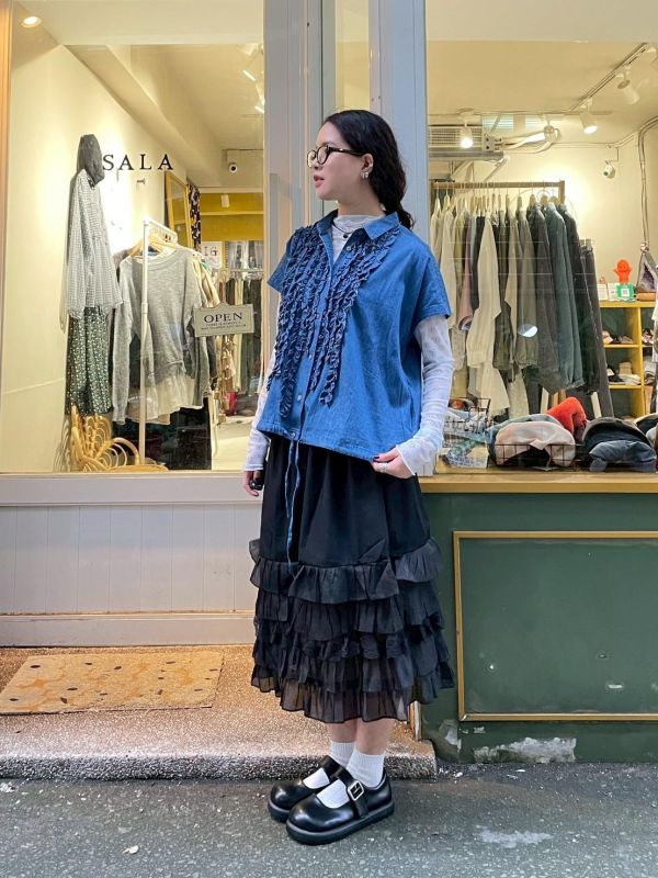 胸前立體抓皺造型下擺抽繩翻領短袖襯衫 