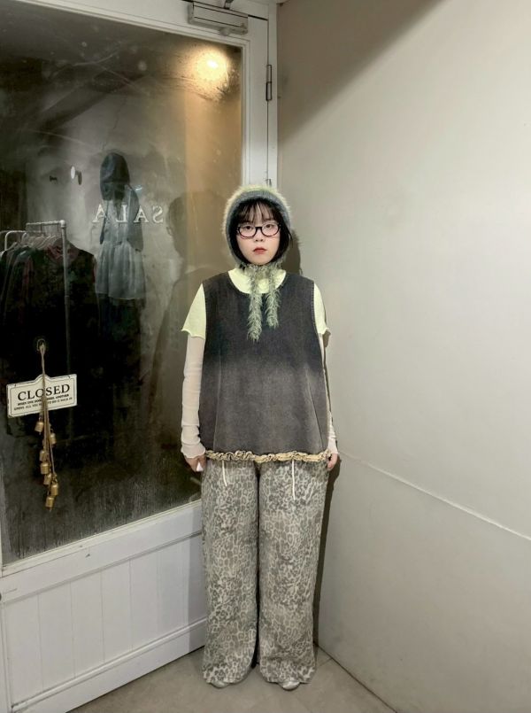 淺色豹紋抽繩長褲 