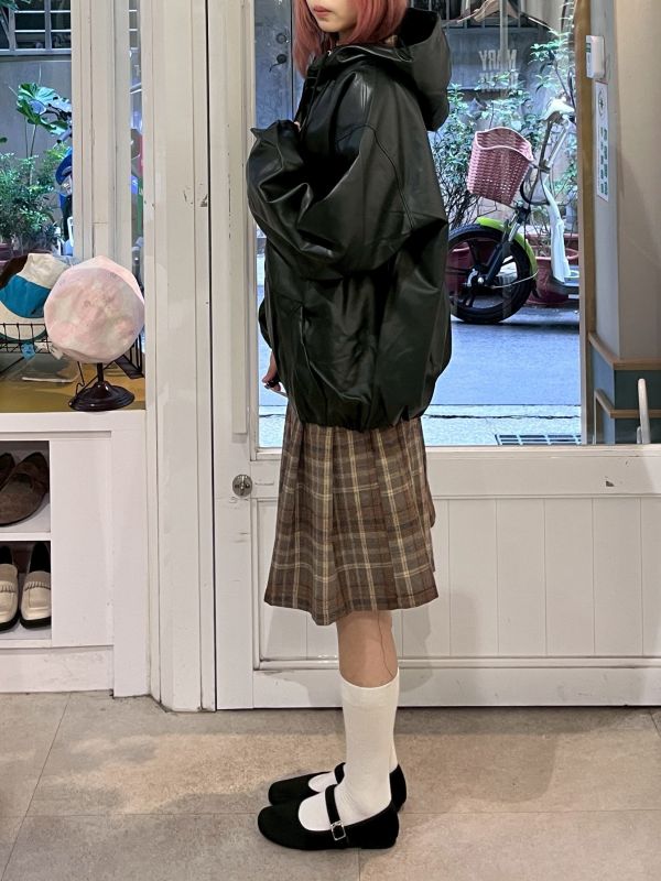 黑色縮口連帽抽繩拉鏈皮外套 