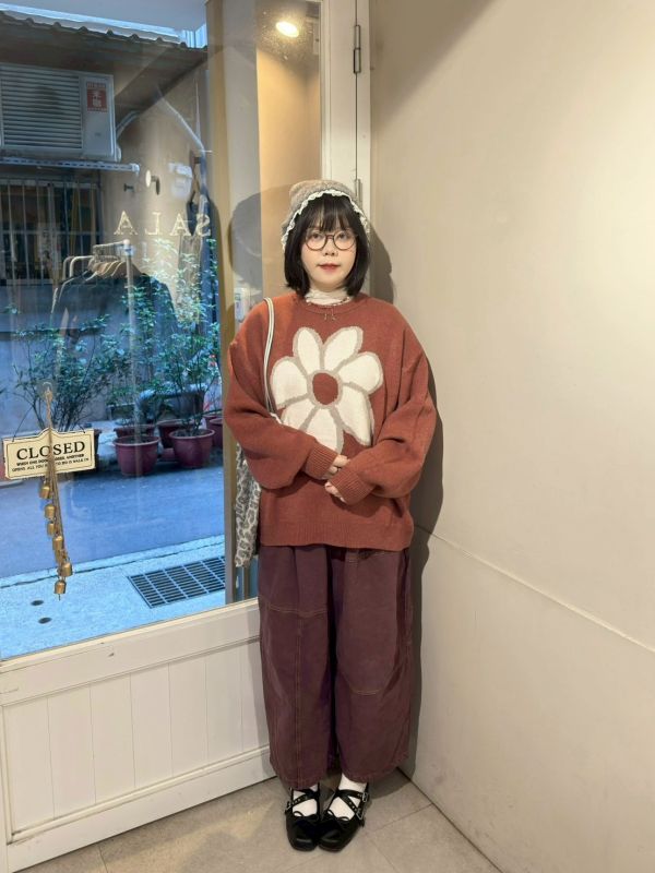 大花朵橘紅毛衣 