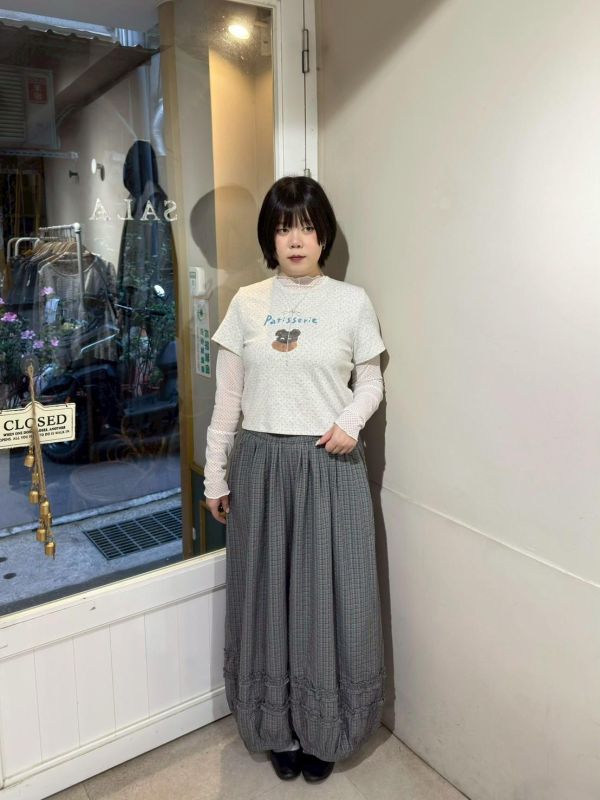 滿版波點字母小狗印花短板上衣 