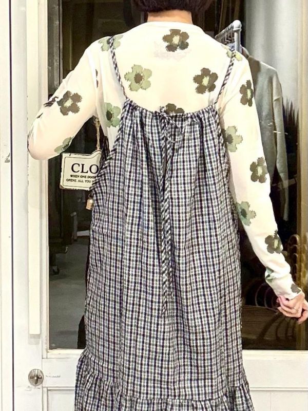 泡泡布格子吊帶背心裙 