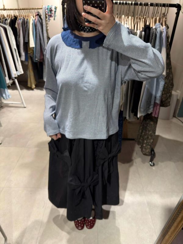 異材質荷葉領條紋長袖 