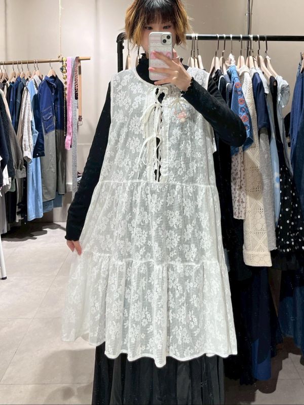 正反兩穿鏤空蕾絲綁帶長版罩衫背心 