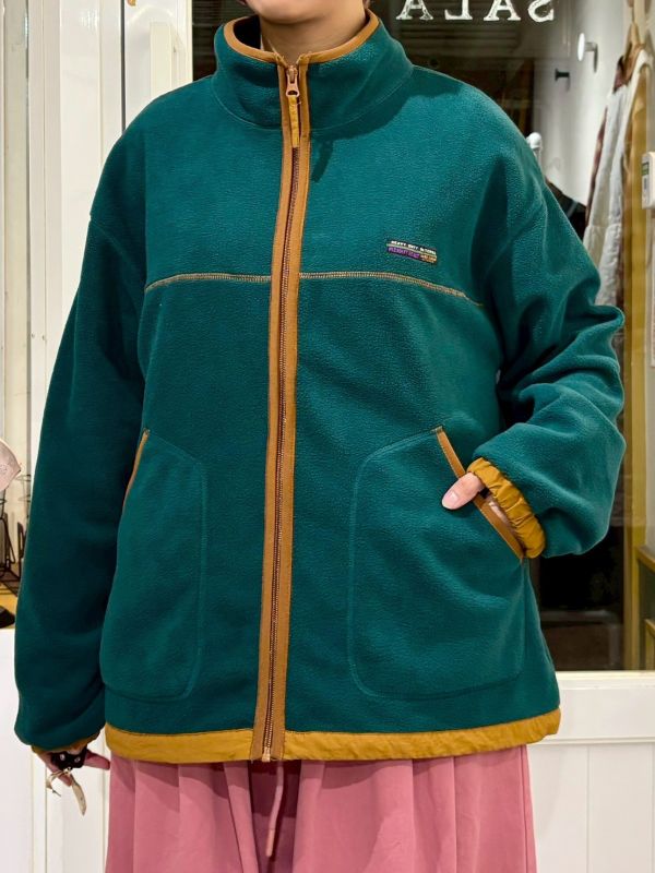 綠色刷毛土黃滾邊高領外套 