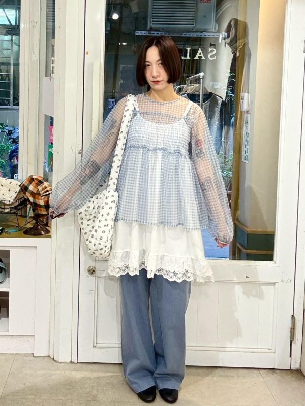 棉質素色下擺雙層蕾絲荷葉拼接吊帶背心 