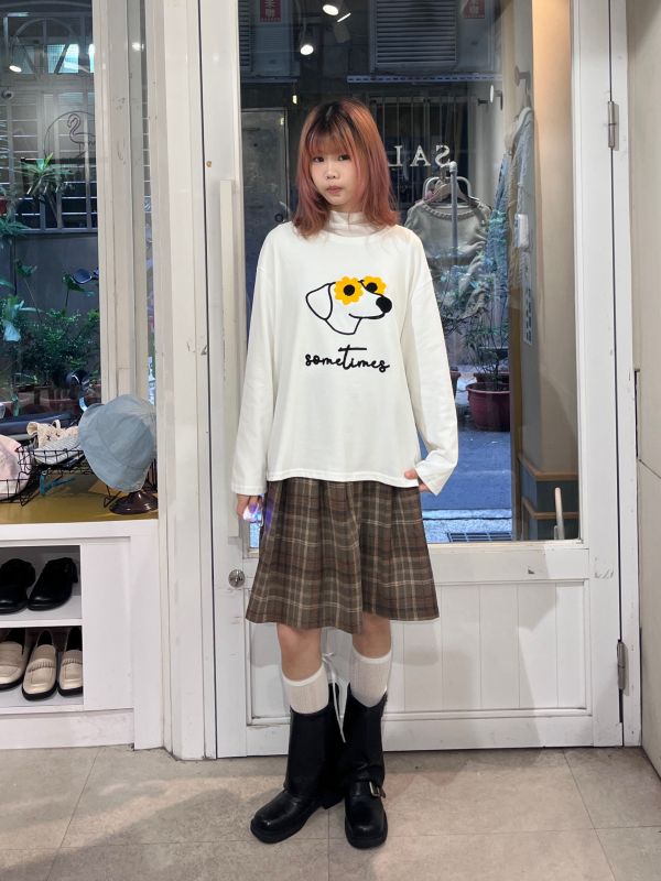 立體刺繡花朵狗狗長袖上衣 