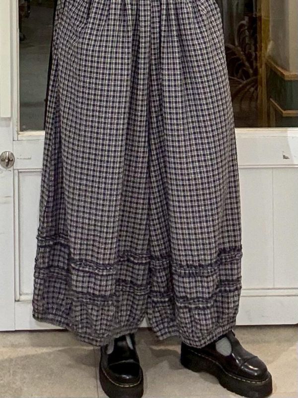 褲腳木耳細格紋花苞褲 