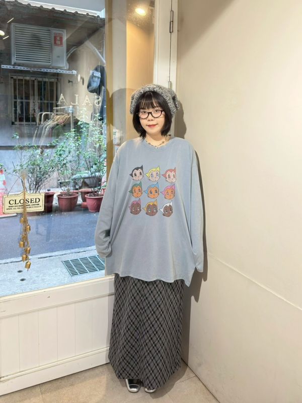 彩色原子小金剛水洗刷舊oversized長袖上衣 