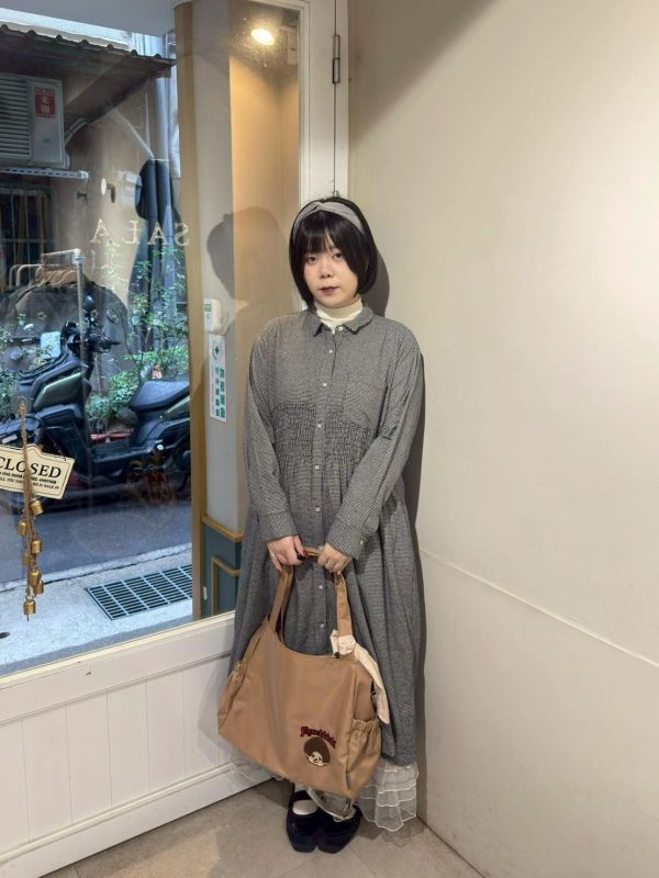 抓皺收腰設計排扣長袖洋裝 