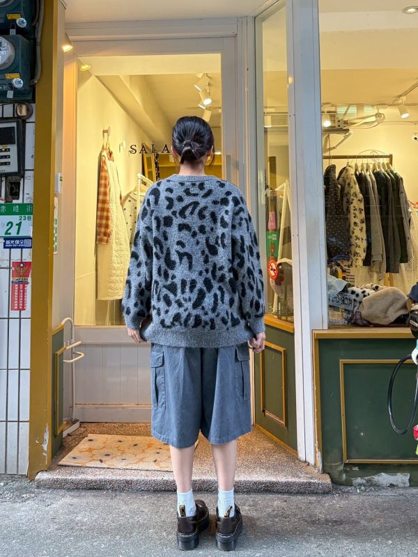 馬海毛豹紋圓領毛衣 