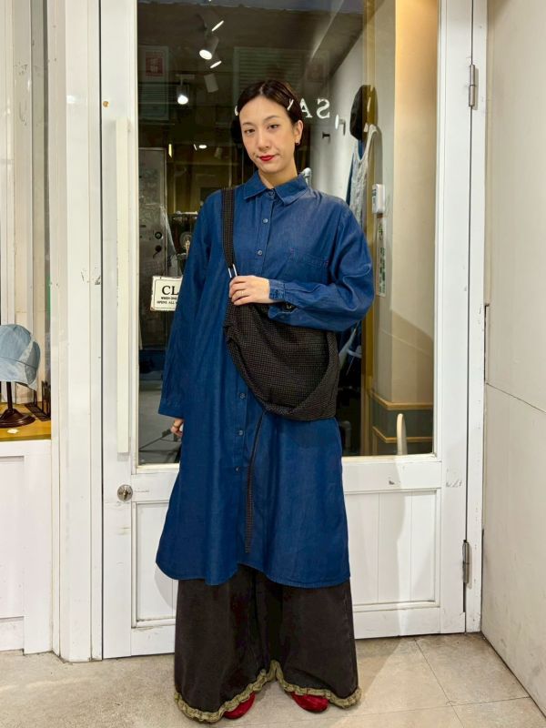 蘑菇刺繡長版牛仔襯衫洋裝 