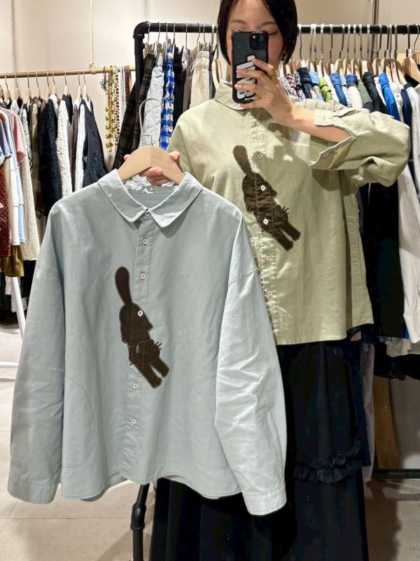 細燈芯絨刺繡貓咪襯衫 