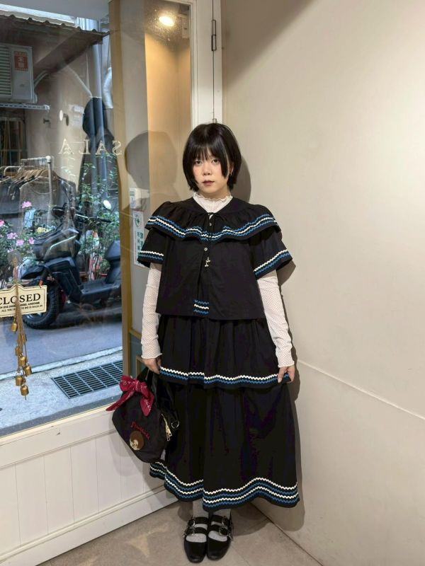 波浪紋吊帶洋裝+波浪紋短袖綁帶襯衫兩件式套裝 