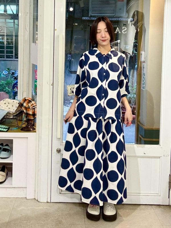 藍色大波點套裝 