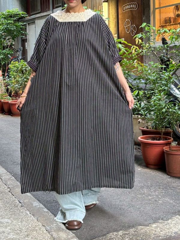 拼接蕾絲條紋長洋裝 