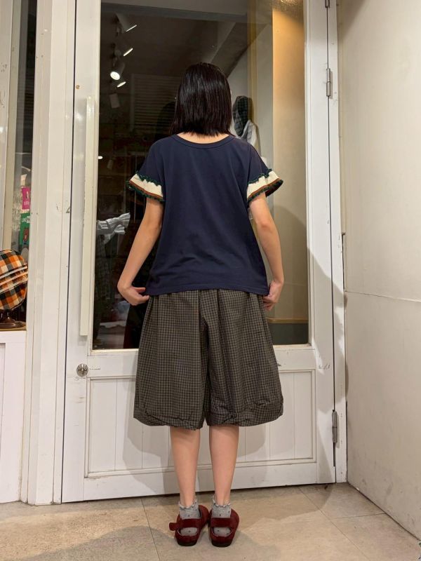 拼接針織立體滾邊袖上衣 