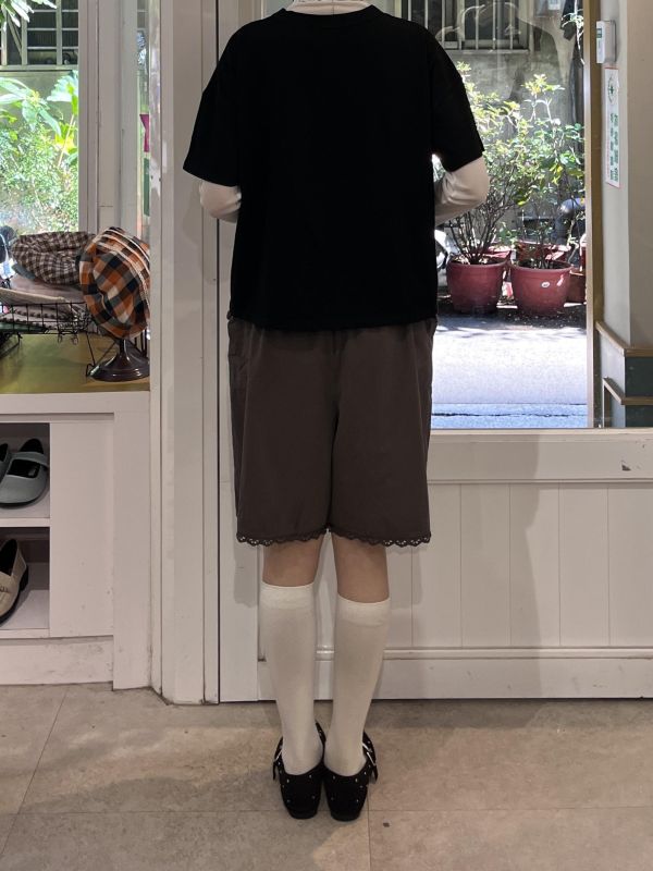 抓皺拼布設計感上衣 