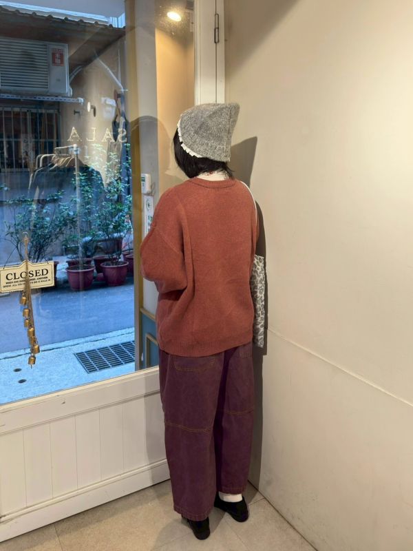 大花朵橘紅毛衣 