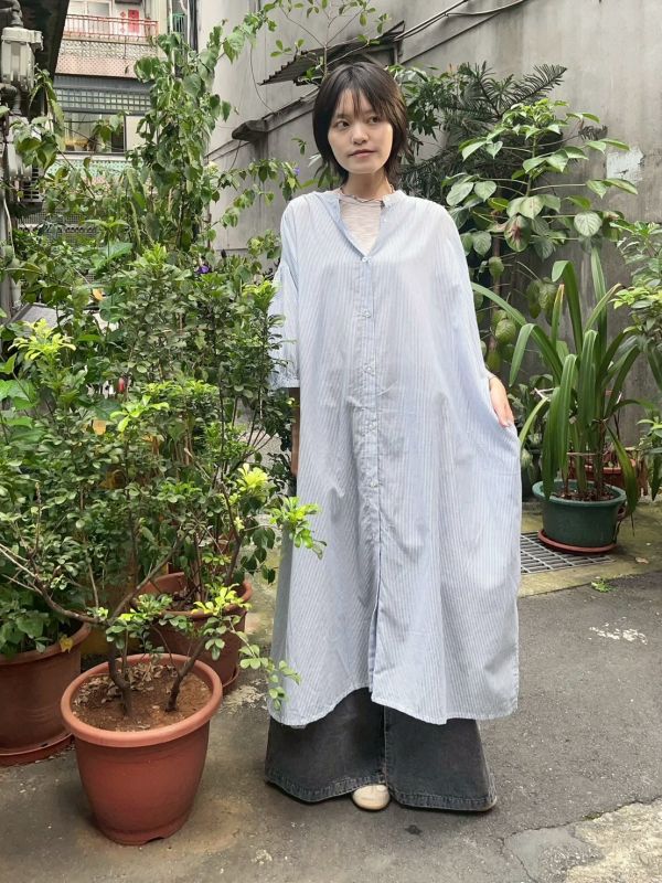 微透亨利領排扣七分袖雙口袋條紋襯衫洋 