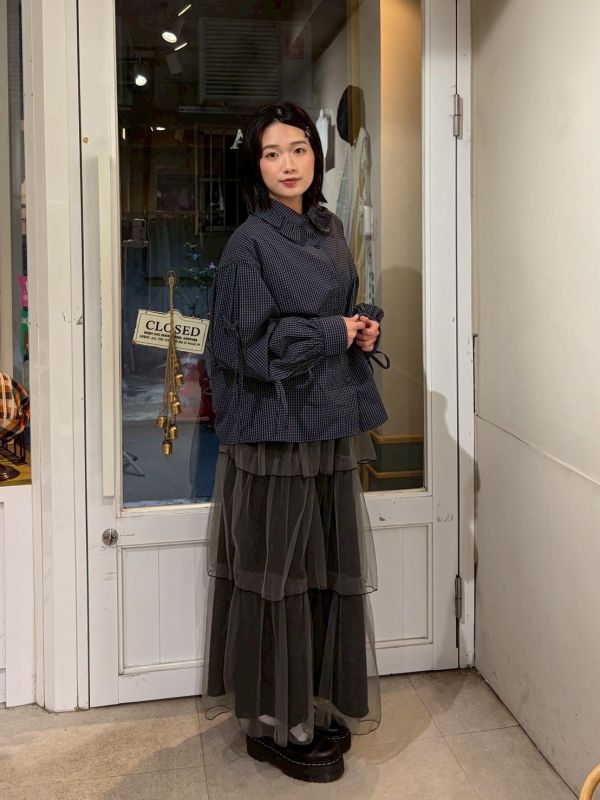 袖子蝴蝶結綁帶荷葉領格紋襯衫 