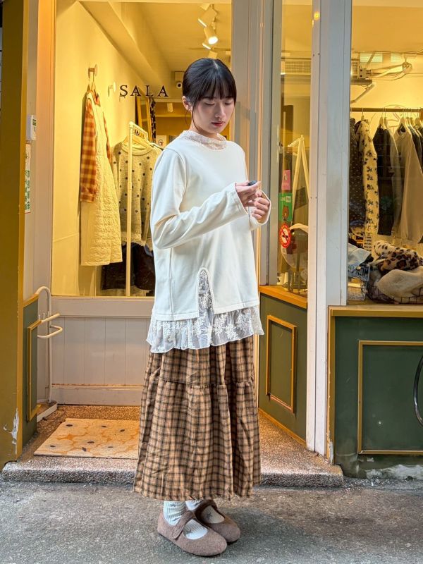 磨毛不規則開衩拼接蕾絲圓領上衣 