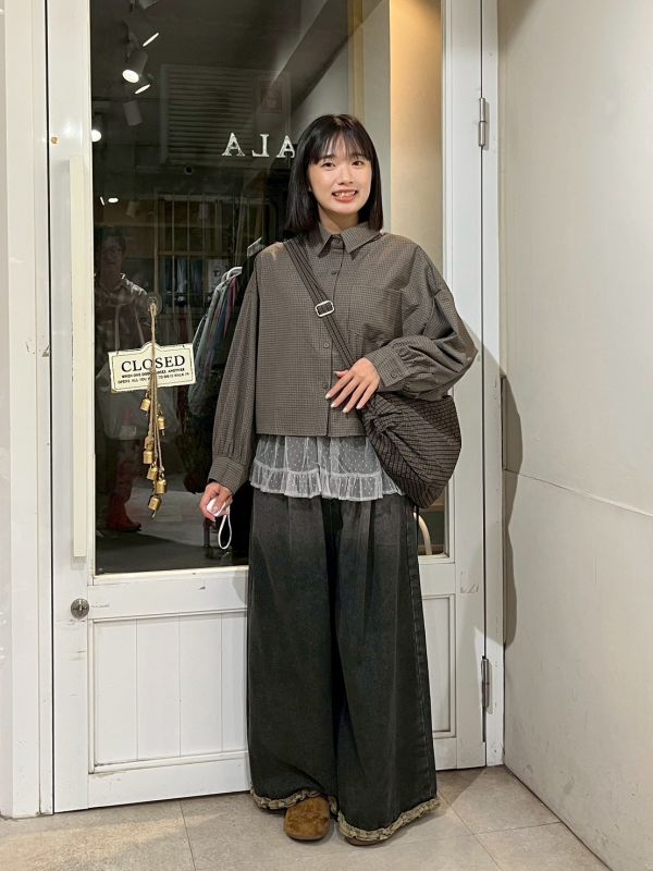 細格紋綁帶多層側背包 