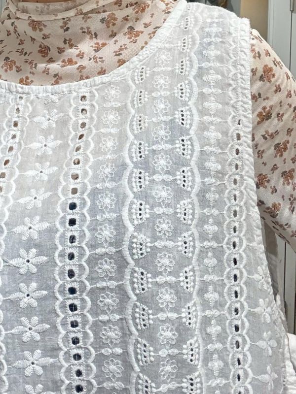 蕾絲兩側綁帶背心 