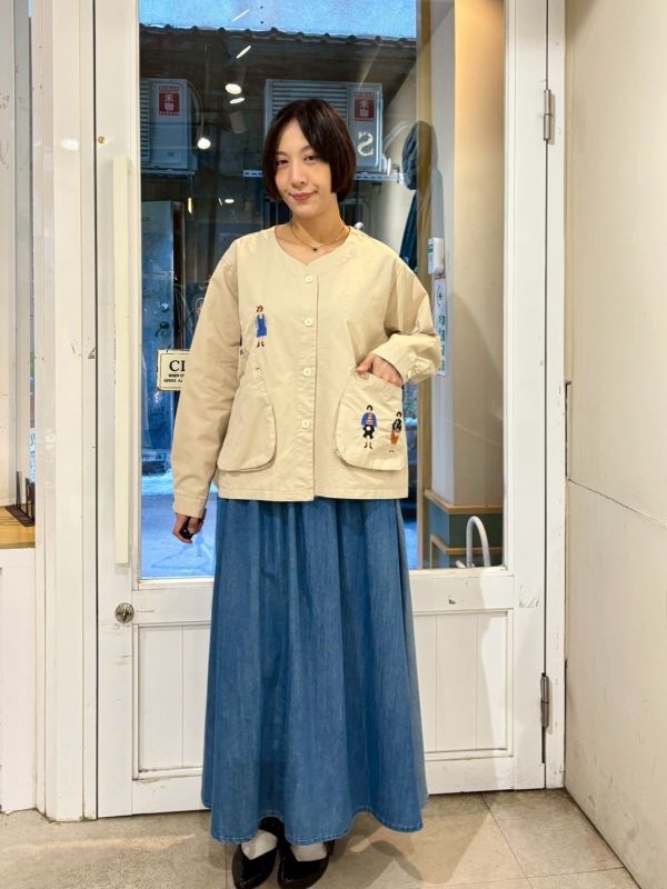 日系刺繡娃娃立體大口袋外套 