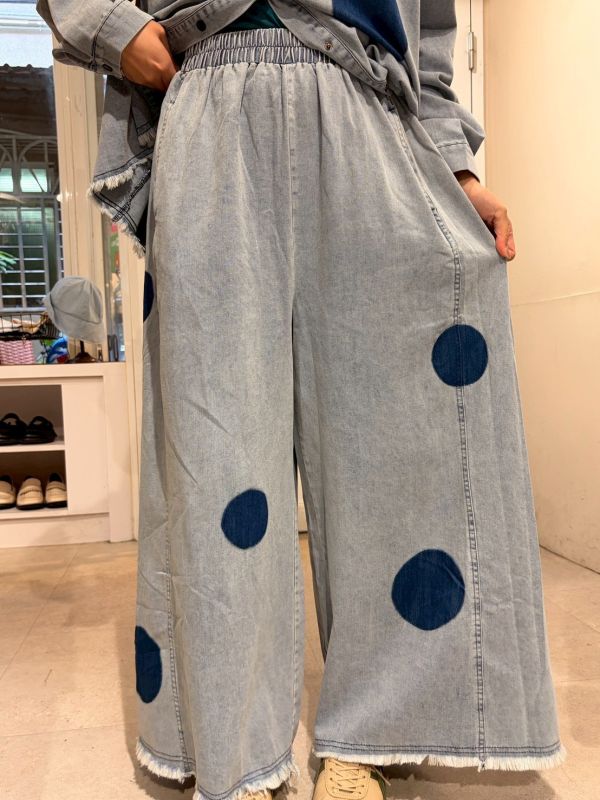 拼接布大圓點抽鬚下擺銀釦牛仔外套+寬褲 